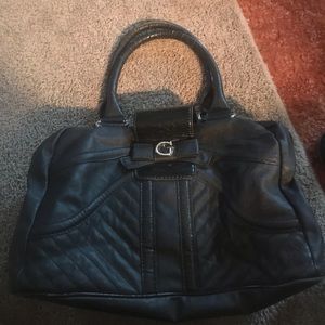 Guess ladies purses (2)